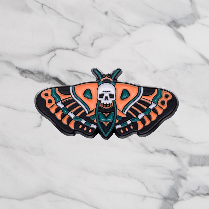 Pin Polilla Con Calavera Valoris