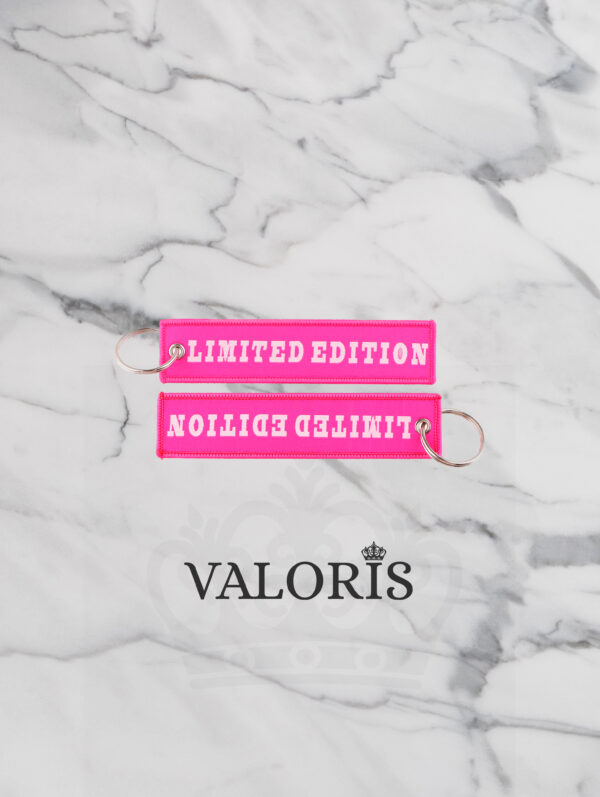 llavero limited edition