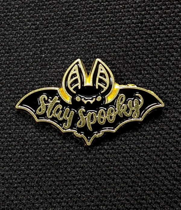 Pin Murcielago Stay Spooky