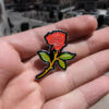 Pin para gorra flor rosa