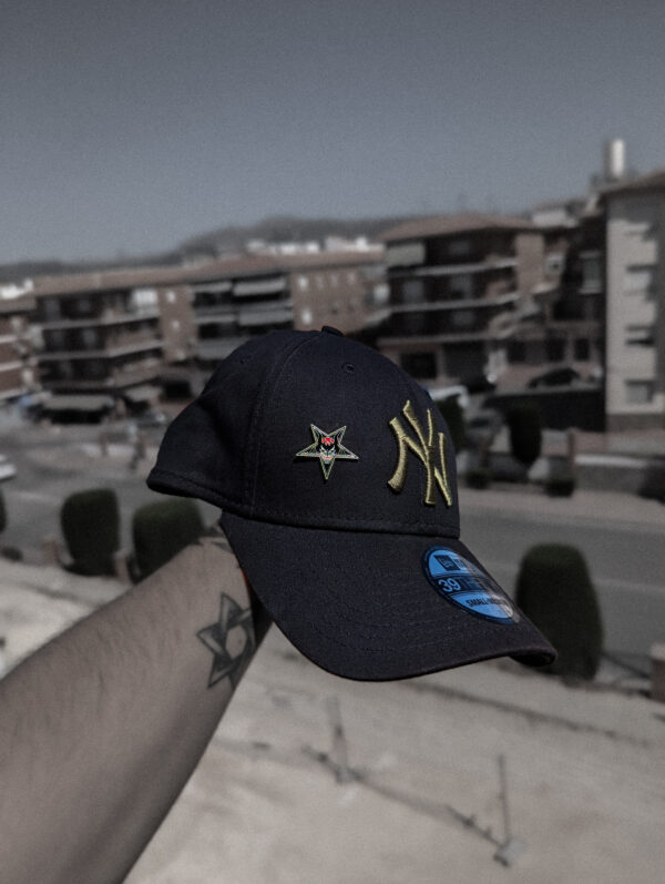 Pin Estrella Diabolica