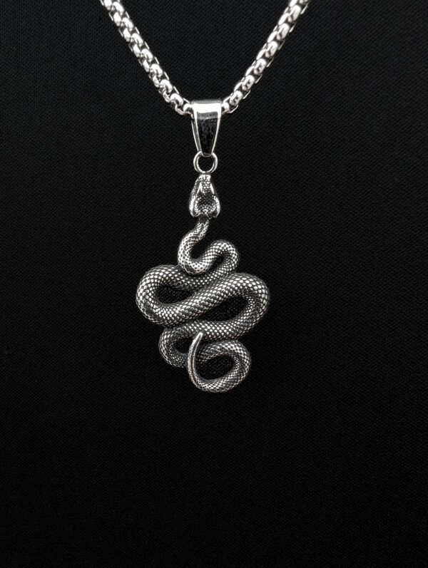 Collar Colgante Hombre Serpiente Punk Dark Tattoo