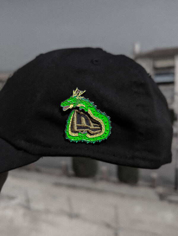 Pin para gorra new era shenlong dragon ball