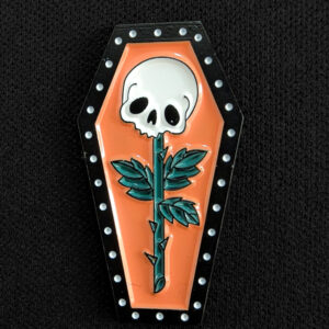 Pin Tumba y Calavera
