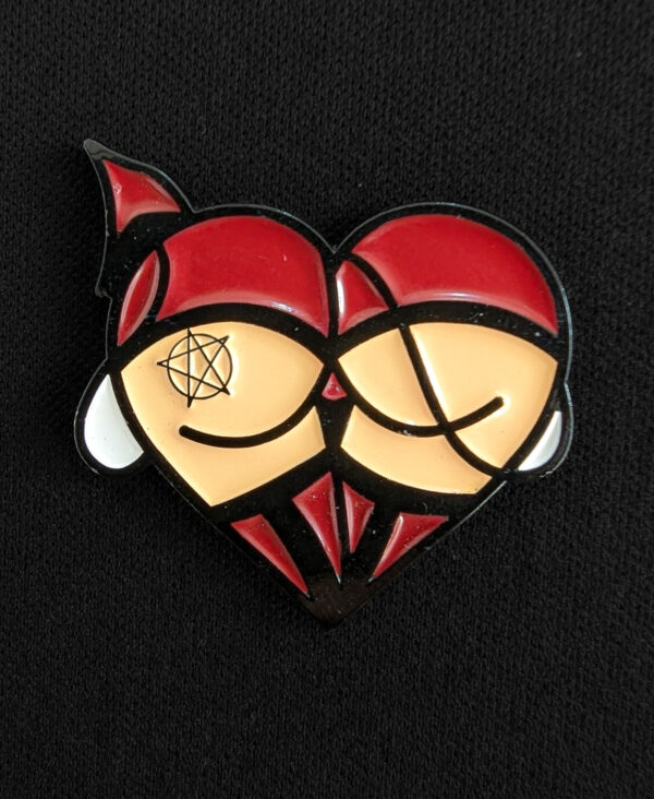Pin Corazon Diabla