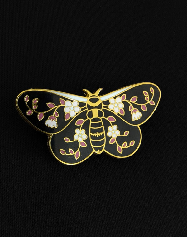 Broche Mariposa Negra con Flores