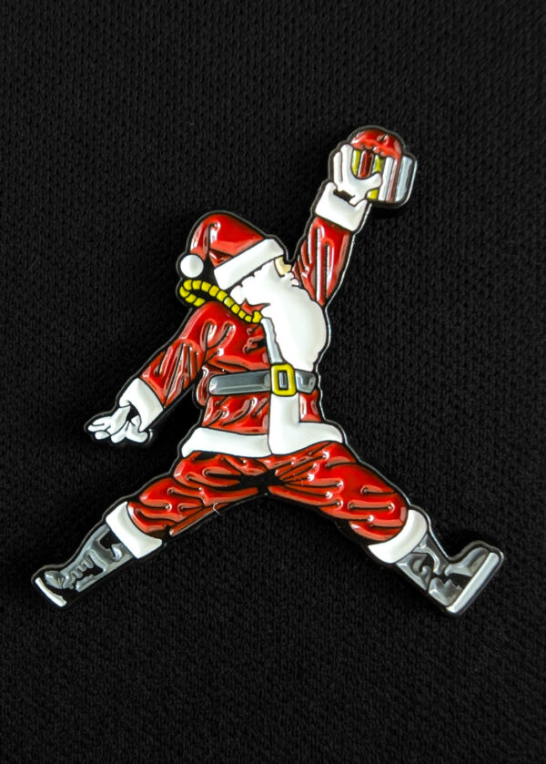 Pin Santa Claus Jordan