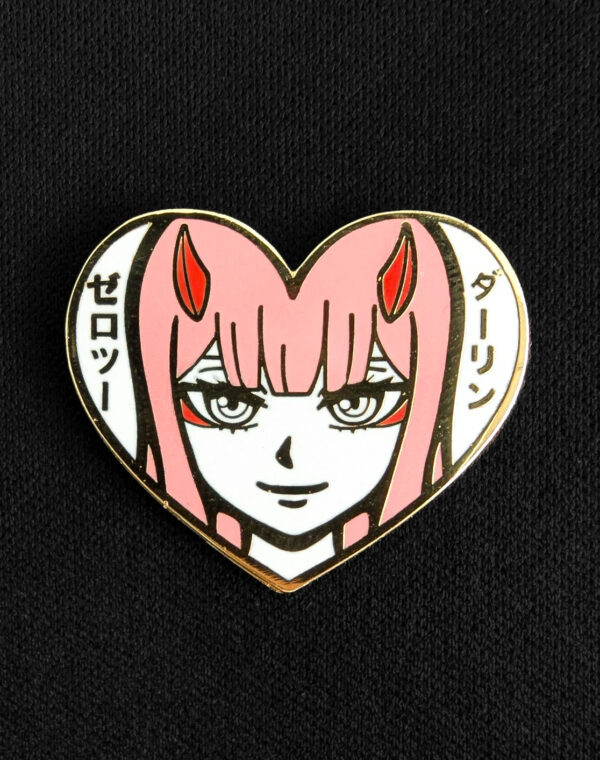 Pin Zero Two Anime